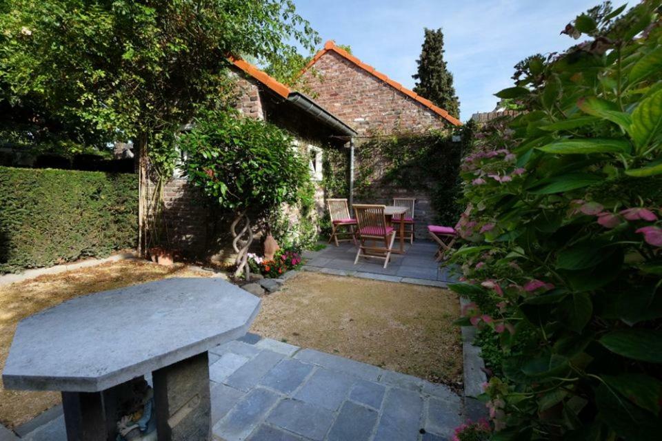 Bie De Borreger Villa Maastricht Dış mekan fotoğraf